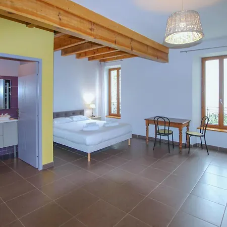 Lovely In With Sauna * Privas