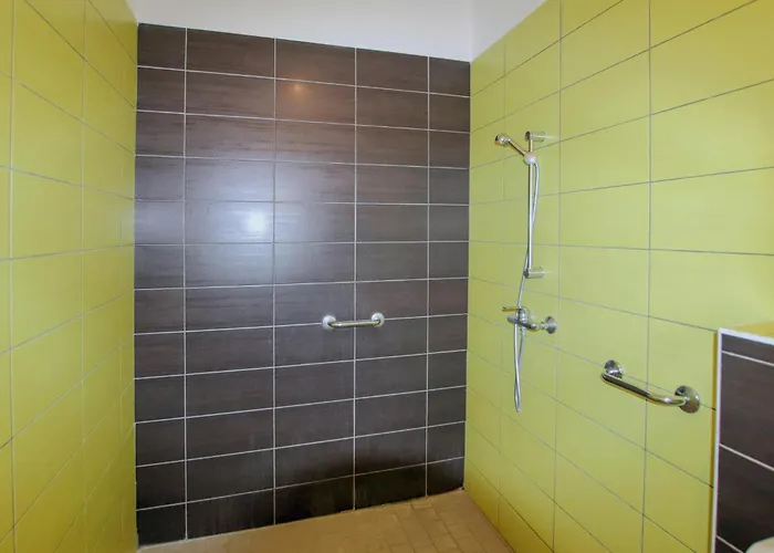 Awesome In With Sauna * Privas